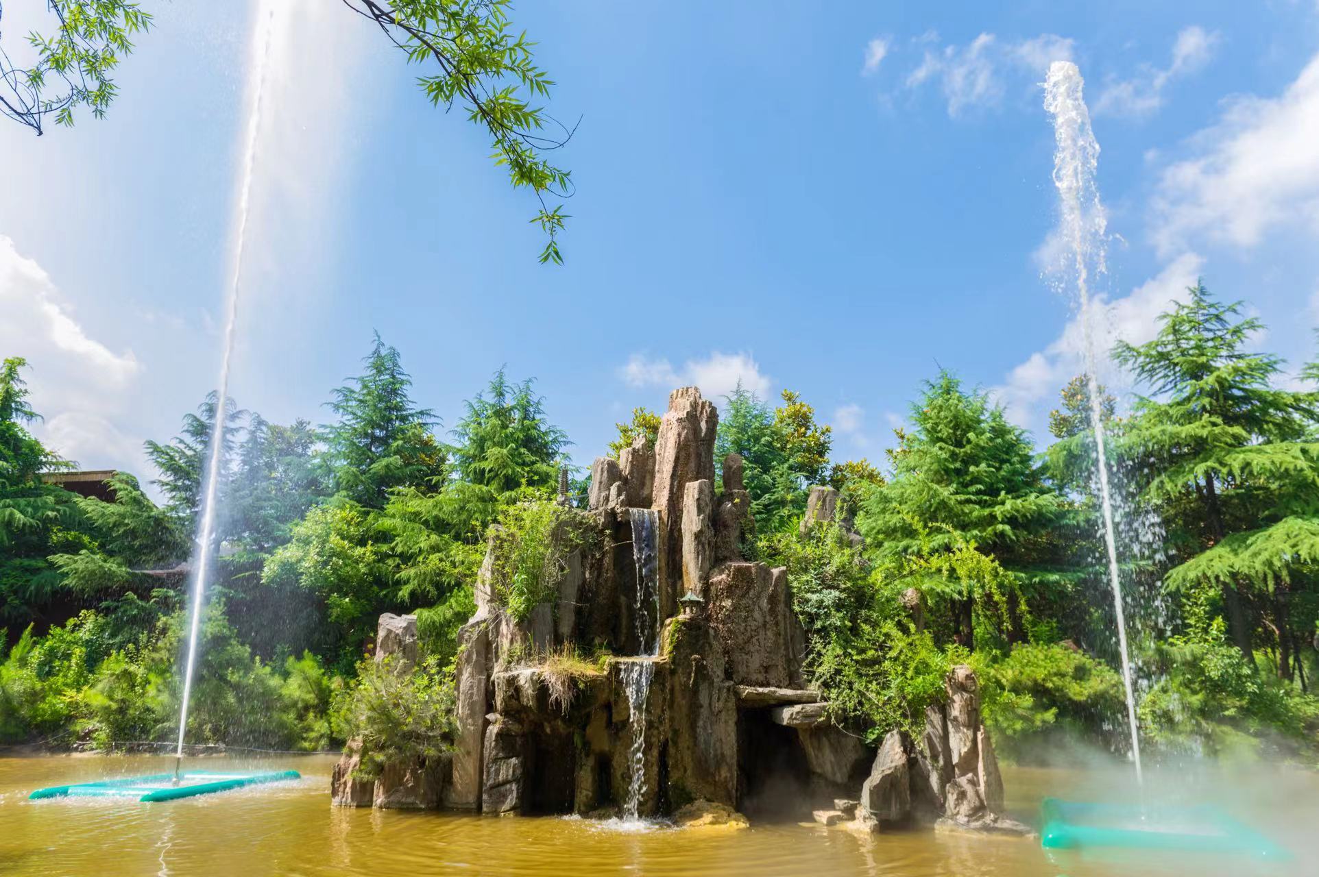 图为2022年6月24日的南阳美景. 李少波 摄